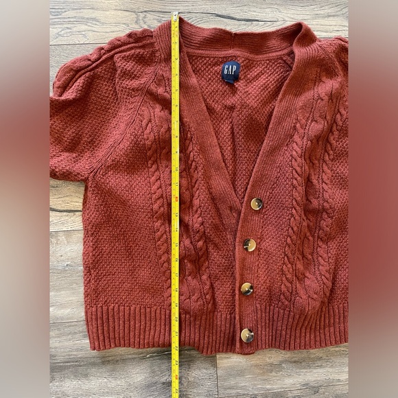 The Gap Cardigan - Picture 6 of 6